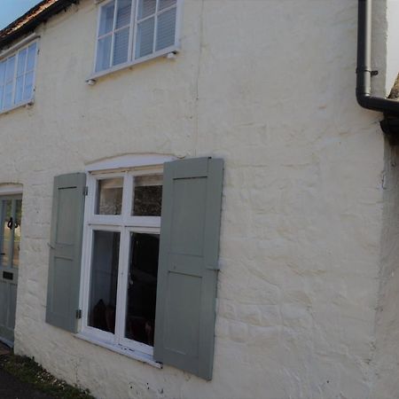 Bell Cottage Mildenhall Bagian luar foto