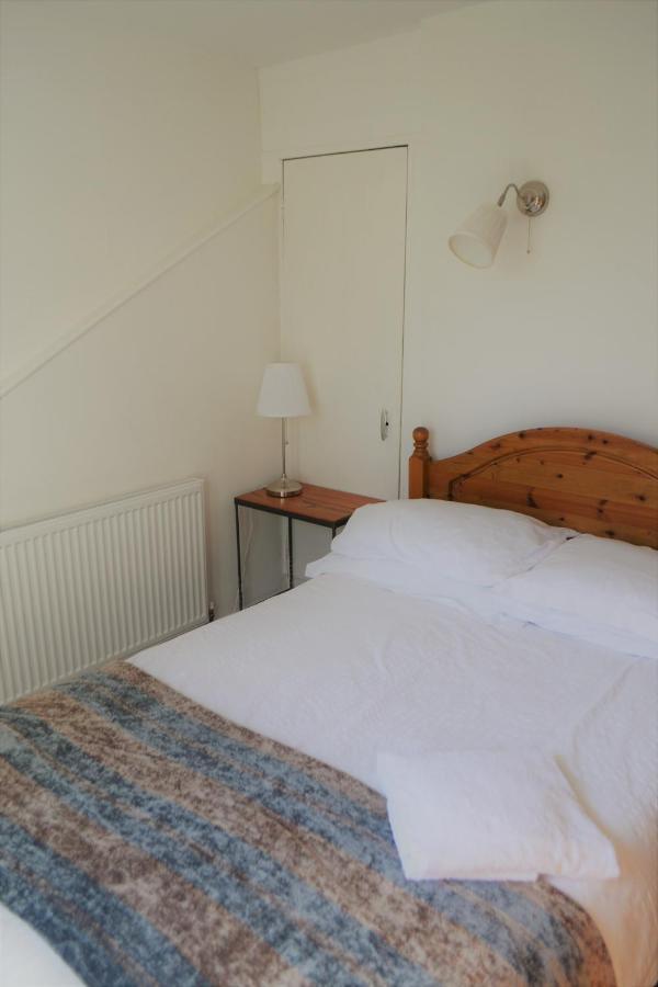 Bell Cottage Mildenhall Bagian luar foto