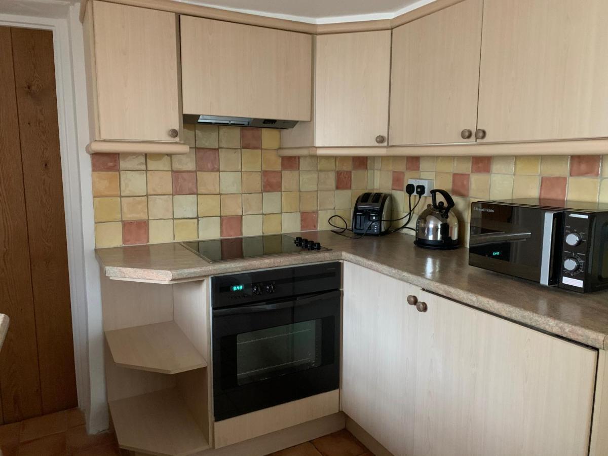 Bell Cottage Mildenhall Bagian luar foto